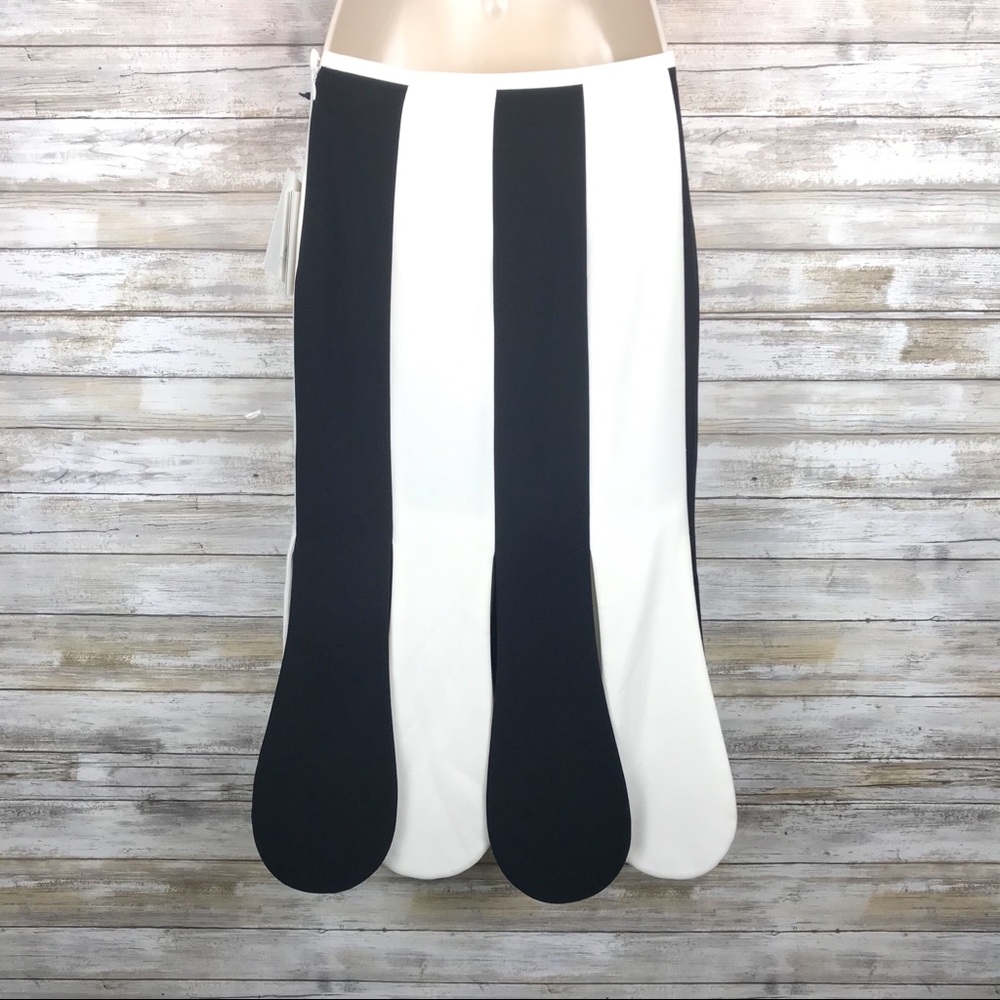 NWT a Victoria Beckham for Target scalloped skirt - Picture 5 of 8